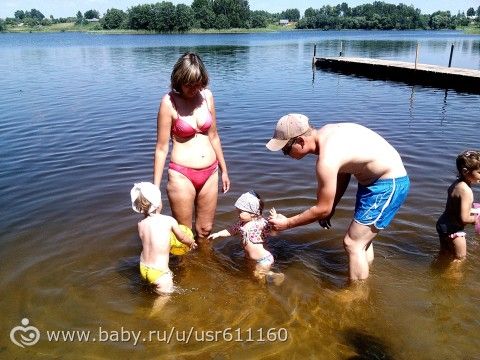 А вот и мы - пропажи!) Ксюше год и девять!
