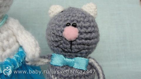 Вот какая семейная парочка у меня связалась. Посмотрите пожалуйста что получилось))