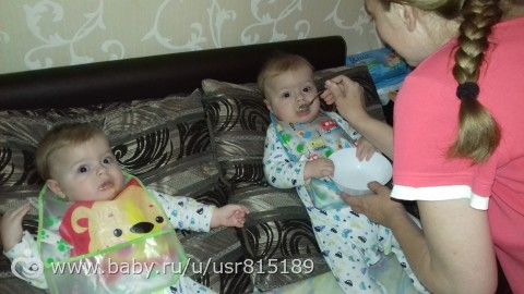 Моим близняшкам 7 мес