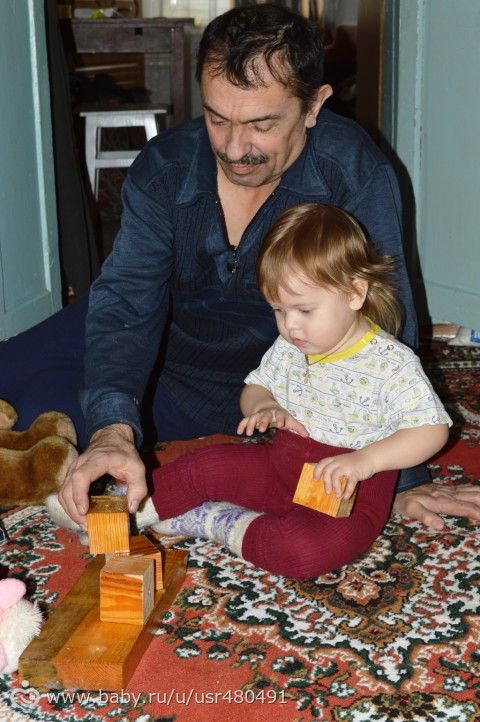 Пузожителю 17 неделек..а доче 1.5 года, немного фото.