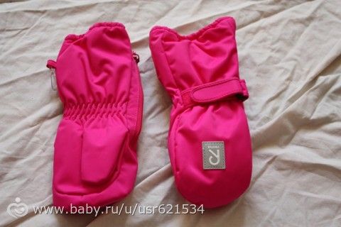 Разобрала шкаф. Куча ненужных вещей..