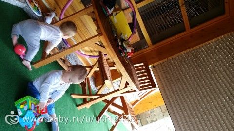 12 месяцев с хвостиком. Наши прогулки. Еще два зуба у Лилу.