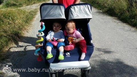 12 месяцев с хвостиком. Наши прогулки. Еще два зуба у Лилу.