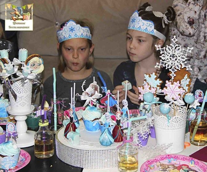 Холодное Сердце,Анечке 8 лет!