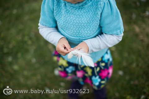 Ты не бойся - это гусь. Я сама его боюсь!
