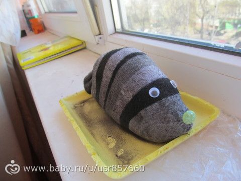 Ёжик на окошке