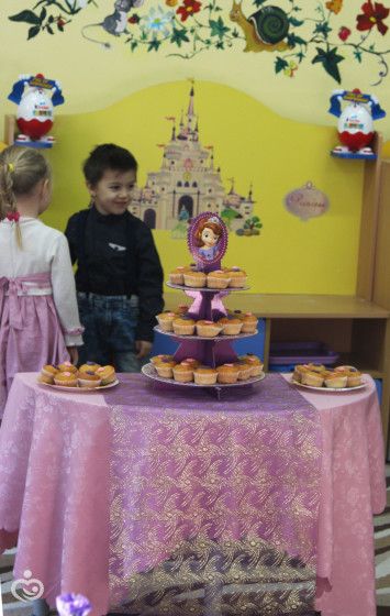 4-й Лизонькин ДР &amp;amp;amp;quot;Бал Принцесс&amp;amp;amp;quot;. Праздник в садике.