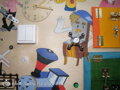 Бизиборд - развивающая доска для детей.