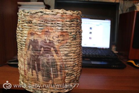 Я взрослая тетя, а играю в куклы)))