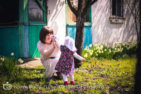 Маленькая дачница. много фото