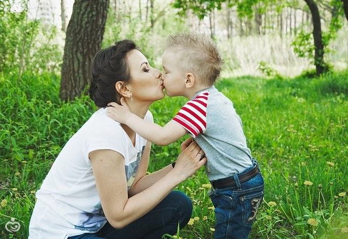Целует в губы. — 20 ответов | форум Babyblog