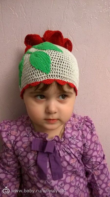 Мои первые шапочки крючком!)