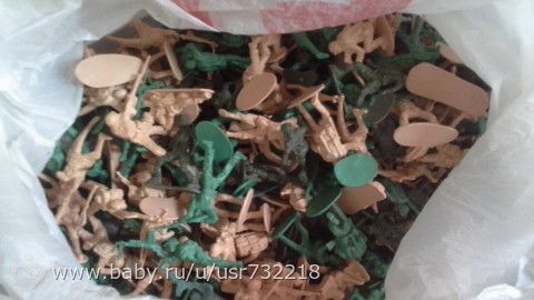 солдатики много, новые, отдам.