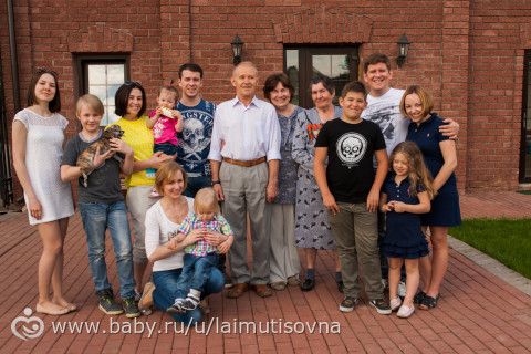 Душевная съемка большой семьи