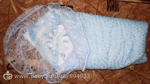 Отдам вещи и конверт на мальчика