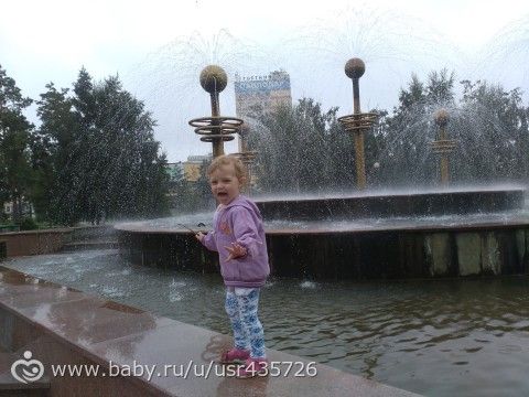 Как непоседливые дети выгуливали засидевшихся дома мамаш