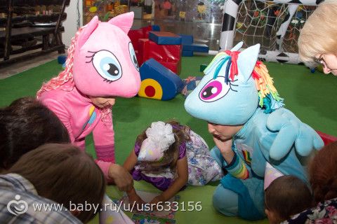 Диашику три годика.