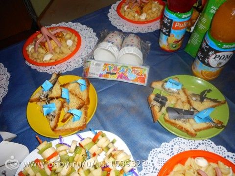 Нам 8 лет. Йо-хо-хо, и бутылка рома!!! (многобукф и фот)